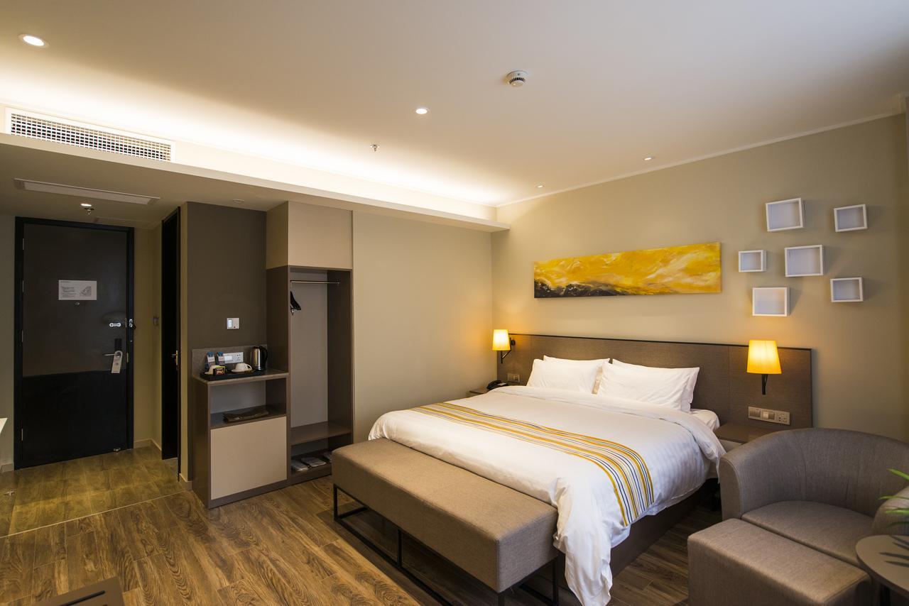 Home Inn Plus Shanghai Zhangjiang Park Exterior foto